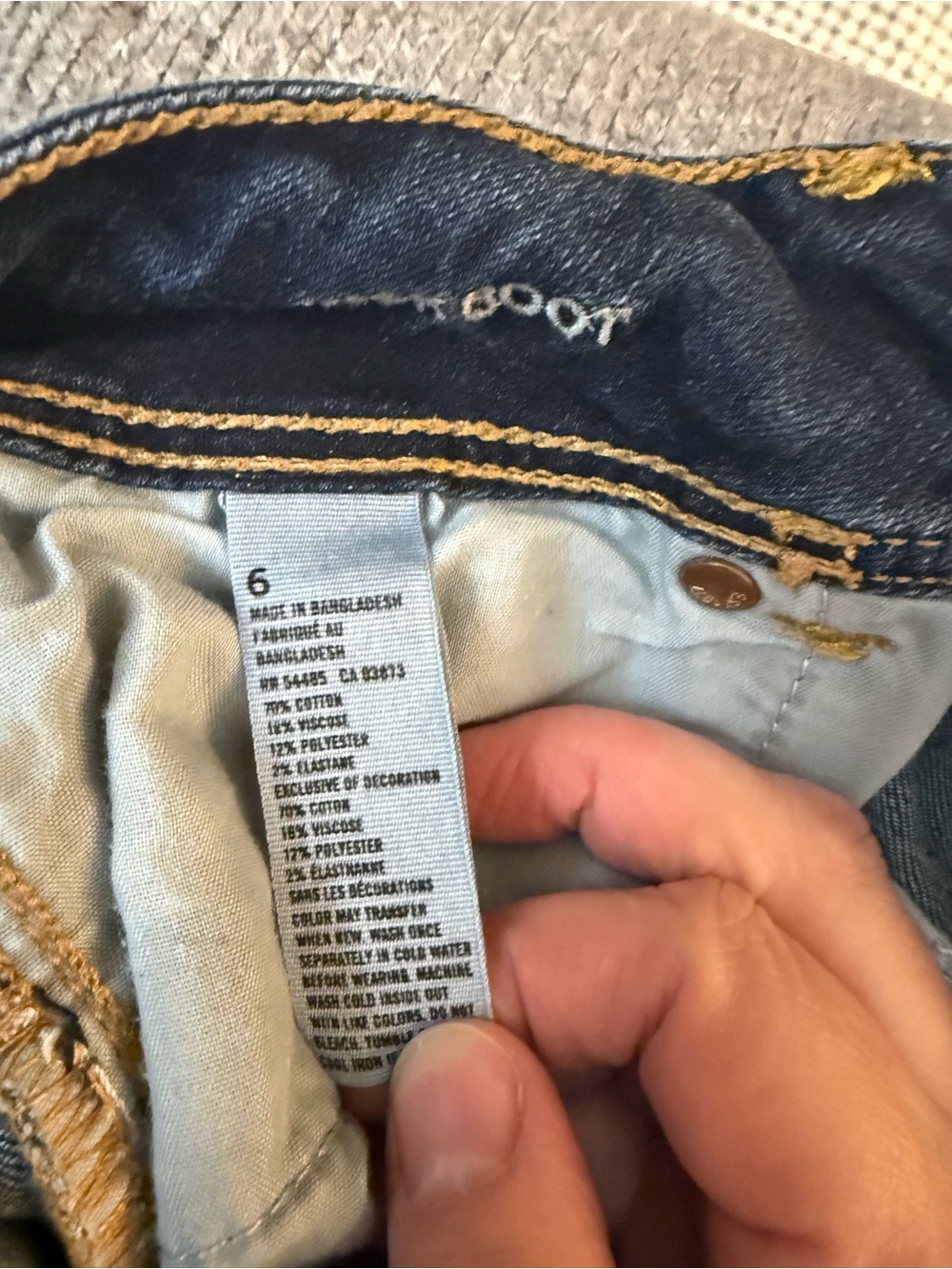 American Eagle Outfitters Women’s Bootcut Jeans - Dark Blue Wash - Picture 7 of 8